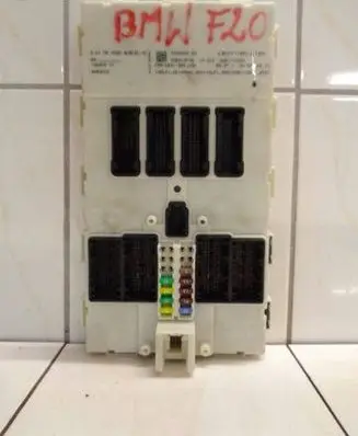 BMW 1 F20 F21 Fuse module 9325652
