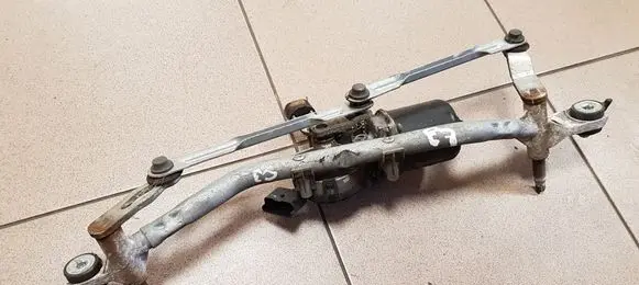 Citroen C3 Front wiper linkage and motor 53630187