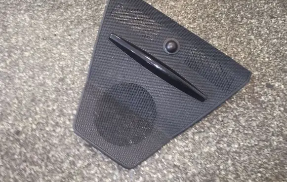 Dash center speaker trim cover