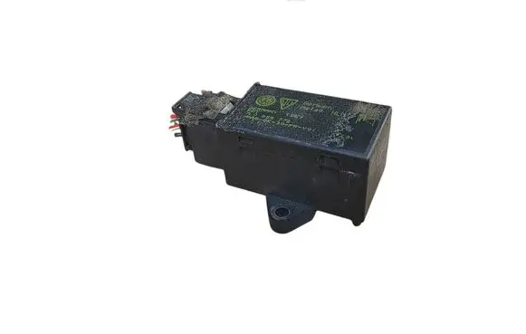 Volkswagen Phaeton Seat heating relay 7L0959772