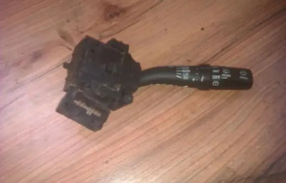 Toyota Corolla Verso AR10 Wiper control stalk 173654lh