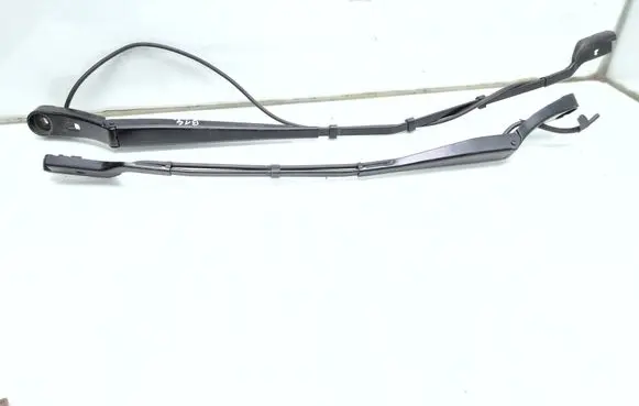 Opel Grandland X Front wiper blade arm 9810665080 9810665180