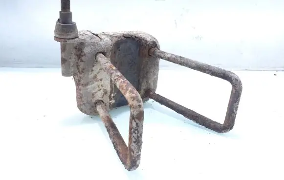 Nissan King Cab Other rear suspension part 