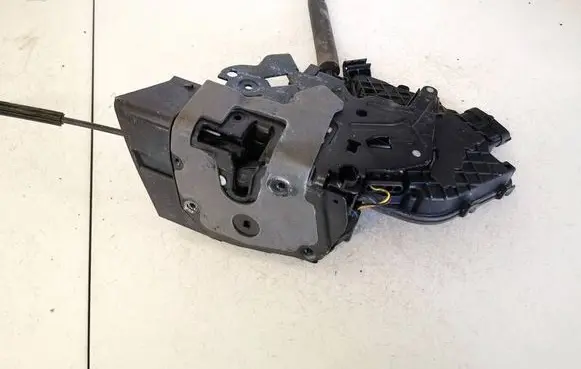 Land Rover Discovery Sport Front door lock fk72203a29ee fk72-203a29-ee