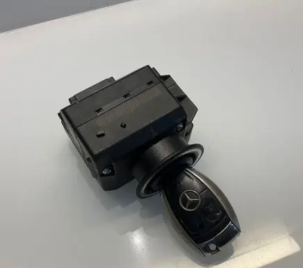 Mercedes-Benz E W211 Ignition lock 2115452308 33002213 001347508160