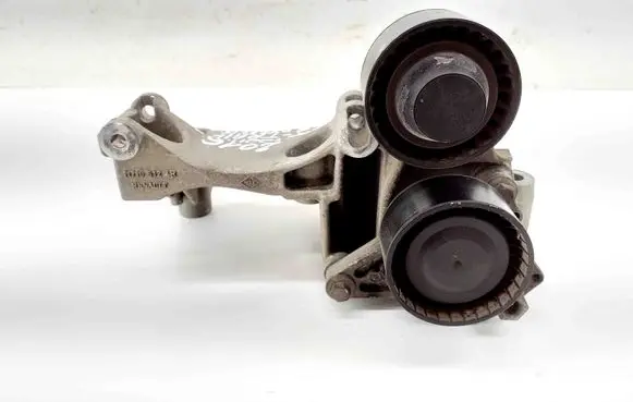 Nissan X-Trail T32 Generator/alternator bracket 117505337R 117105124R