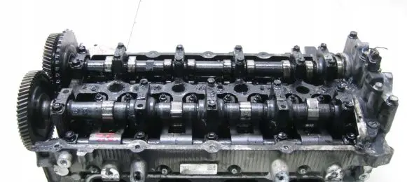 Mitsubishi ASX Engine head 