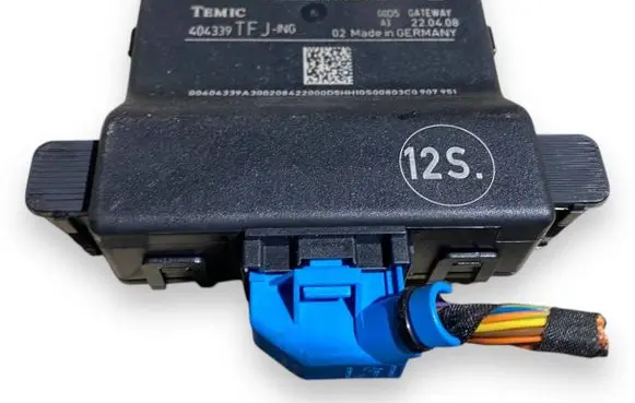 Volkswagen PASSAT B6 Gateway control module 3C0907530E 3C0907951