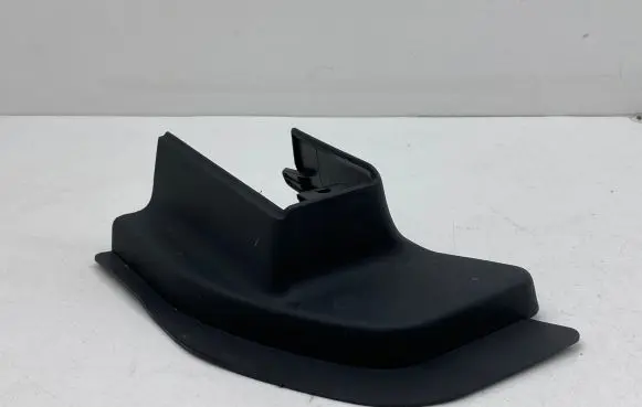 Chrysler Pacifica Front passenger seat rail trim MT19902 66592 5RT24TRMAB