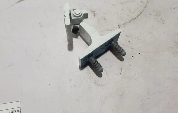 Mercedes-Benz GLA H247 Front door lower hinge A1777209505