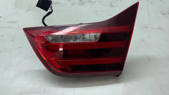 BMW 4 F32 F33 Tailgate rear/tail lights 7296102 089099V