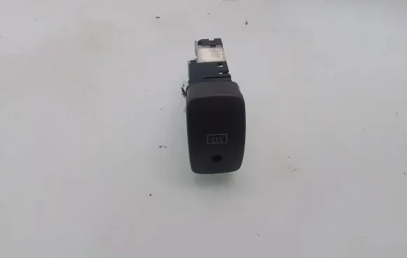 Nissan Micra Windscreen/window heater switch