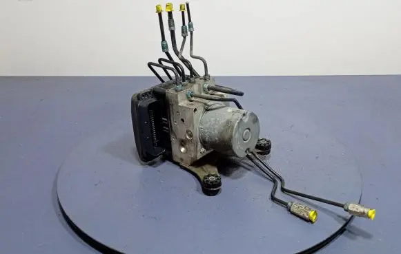 BMW 5 F10 F11 ABS Pump 6797045