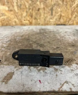 Mercedes-Benz E W211 Airbag deployment crash/impact sensor A0028202726