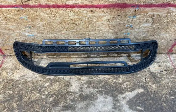 Volkswagen Up Front bumper lower grill 1S0853677 S2511B148-Z