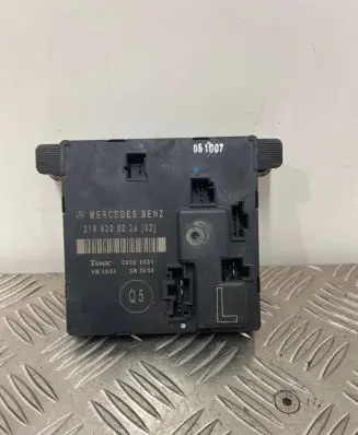 Mercedes-Benz CLS C219 Door control unit/module 2198200226