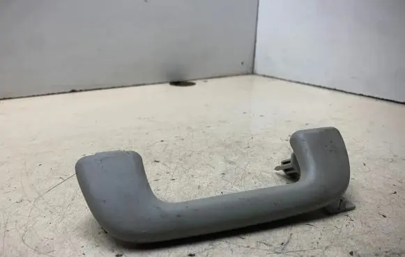 Toyota Corolla Verso AR10 Front interior roof grab handle