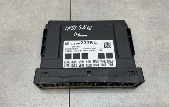 Opel Insignia A Comfort/convenience module 13592376