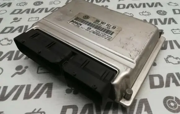 Skoda Superb B5 (3U) Engine control unit/module 3B0907551DD 0261208547 1039S04650