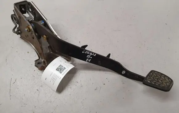 Toyota Corolla E120 E130 Brake pedal 3132152010