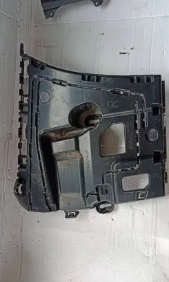 BMW 4 F32 F33 Bumper support mounting bracket corner 7428732