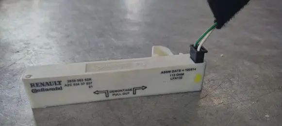 Renault Captur Aerial antenna amplifier 285906352R