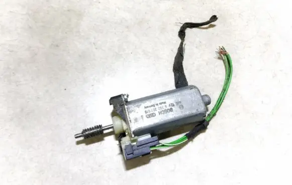 Saab 9-5 Seat adjustment motor 0390201915