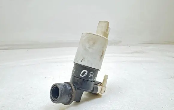 Citroen C4 I Picasso Windscreen/windshield washer pump 9644553880 8200067015 0295685