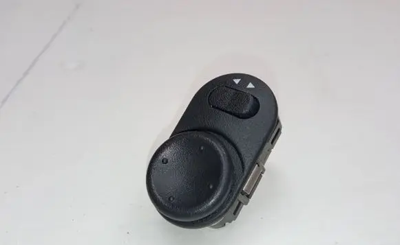 Suzuki Ignis Wing mirror switch 37950-83E20