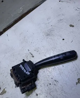 Subaru Forester SF Wiper control stalk 17A164LH1
