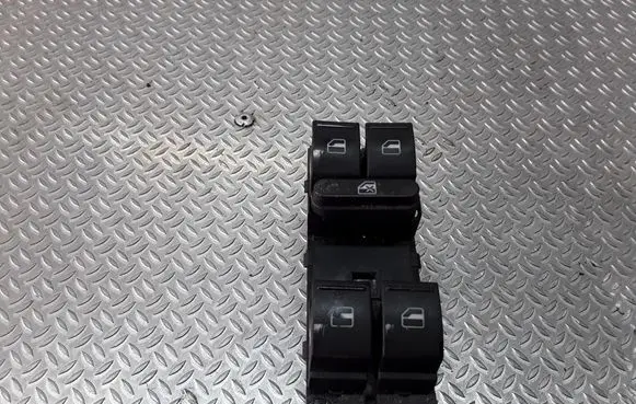 Volkswagen Touran I Electric window control switch
