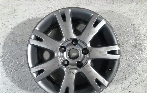 Volkswagen Touareg I R18 alloy rim 