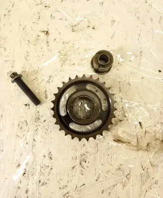 Mercedes-Benz C W203 Fuel pump gear (pulley) 