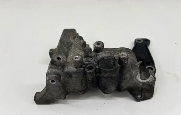 Citroen Berlingo Generator/alternator bracket 9808696680