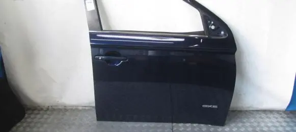 Mitsubishi Outlander Front door