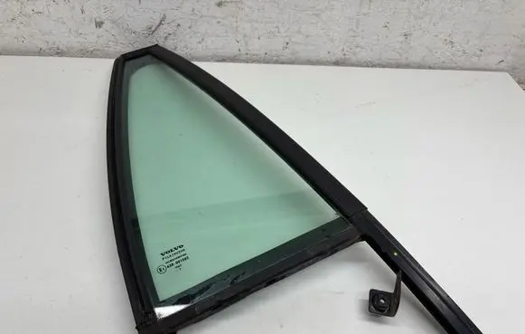 Volvo XC90 Rear vent window glass 09483936 43R001582 AS2M3240DOT682