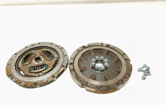 Toyota Prius (XW50) Clutch set kit 3127047070