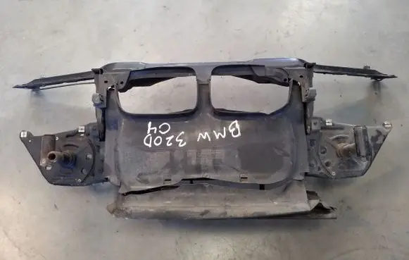 BMW 3 E46 Radiator support slam panel 8211467 8195298 8202832