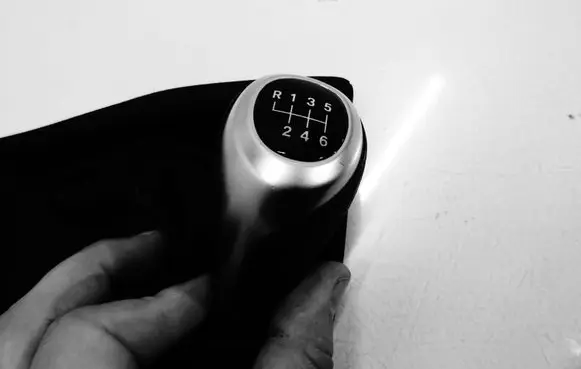 Gear lever shifter trim leather/knob