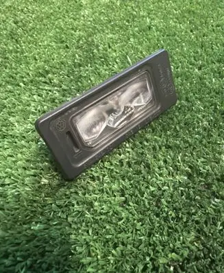 Skoda Octavia Mk4 Number plate light 5NA943021