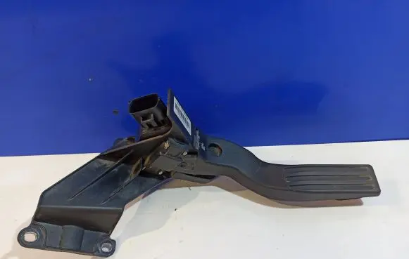 Jaguar X-Type Accelerator throttle pedal 2S719F836DA 332400000596