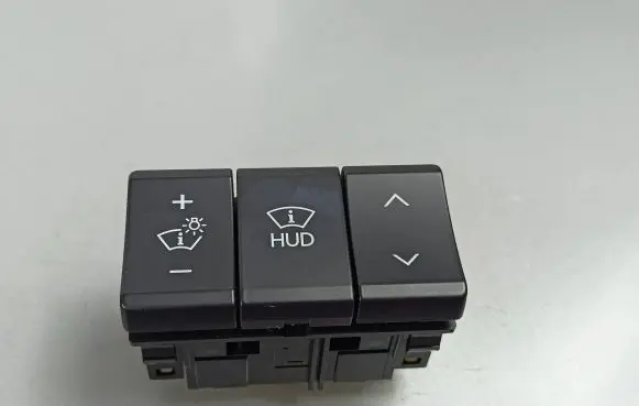 Mitsubishi Eclipse Cross Other switches/knobs/shifts