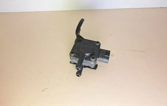 Toyota RAV 4 (XA30) Exhaust gas pressure sensor 8948042010
