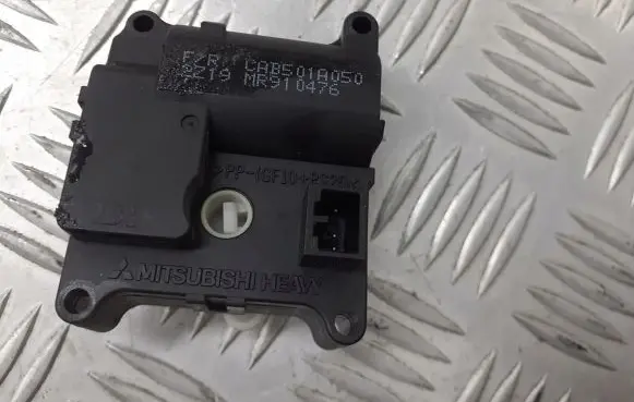 Mitsubishi Space Star Air flap motor/actuator MR910476