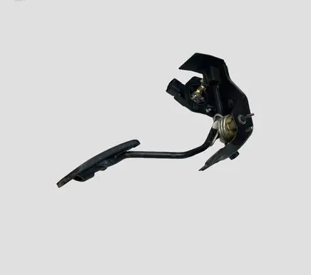 Toyota Avensis T250 Accelerator throttle pedal 7811135030