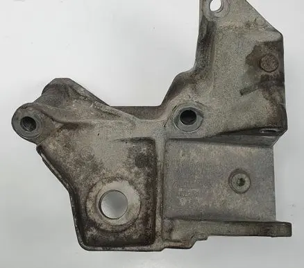 Volvo V70 Engine mounting bracket 6G92-6P096-FC