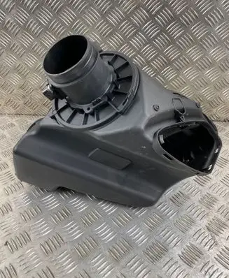 Audi A7 S7 4G Air filter box 4G0133843