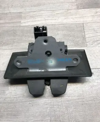 Volvo V60 Tailgate/trunk/boot lock/catch/latch 31335045