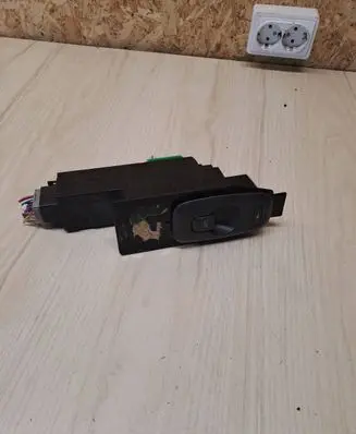 Volvo S60 Electric window control switch 9452961