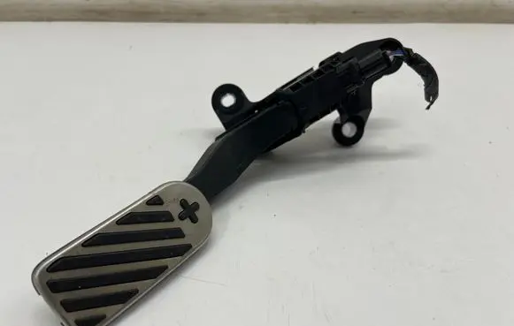 KIA EV6 Accelerator throttle pedal 32700XXXXX